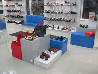 Торговая стойка для магазина обуви и аксессуаров
