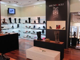 Обувной магазин «Magli»