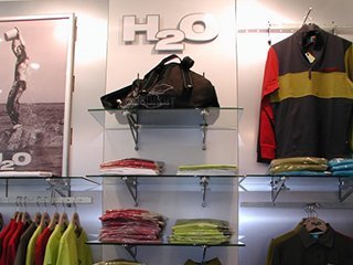 Магазин одежды «H2O»